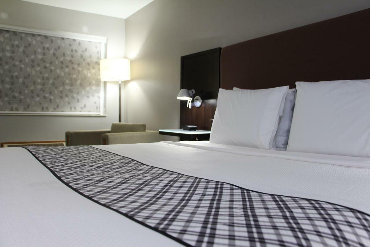 Westbridge Inn & Suites Carrollton Extérieur photo